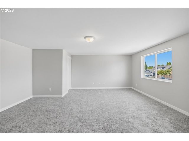 230 E FIR Dr, Gervais, OR 97026