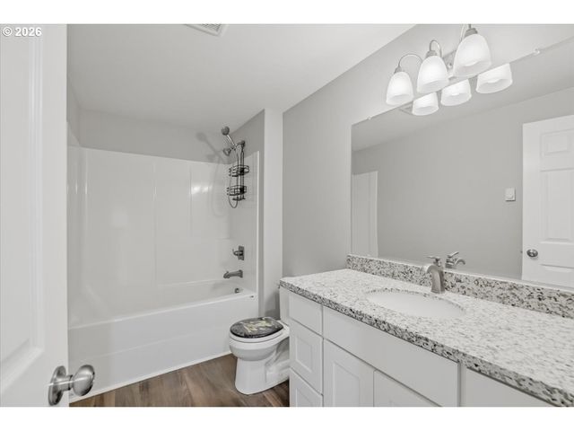 230 E FIR Dr, Gervais, OR 97026