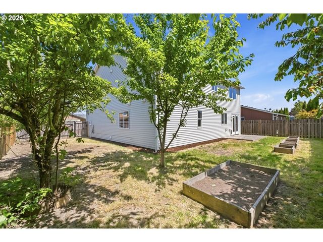 230 E FIR Dr, Gervais, OR 97026