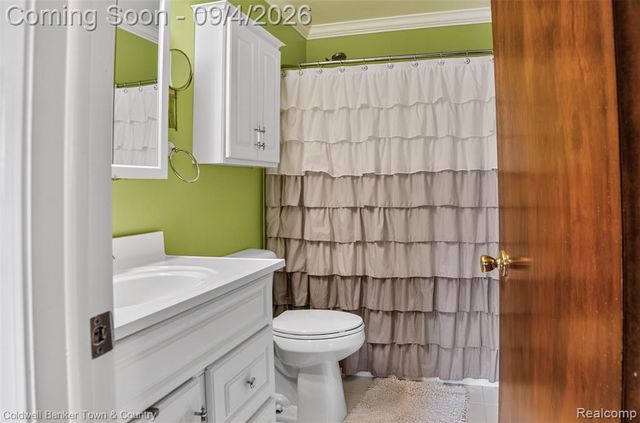 6282 Peach Drive, Clarkston, MI 48346