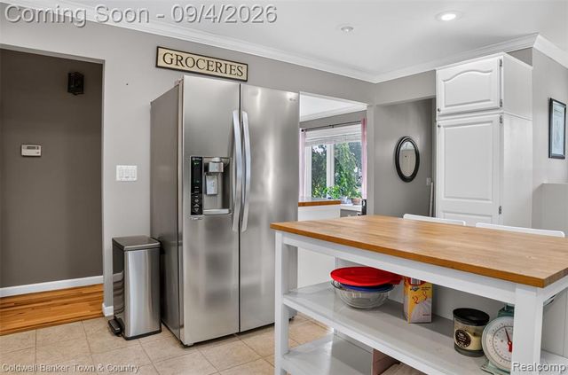 6282 Peach Drive, Clarkston, MI 48346