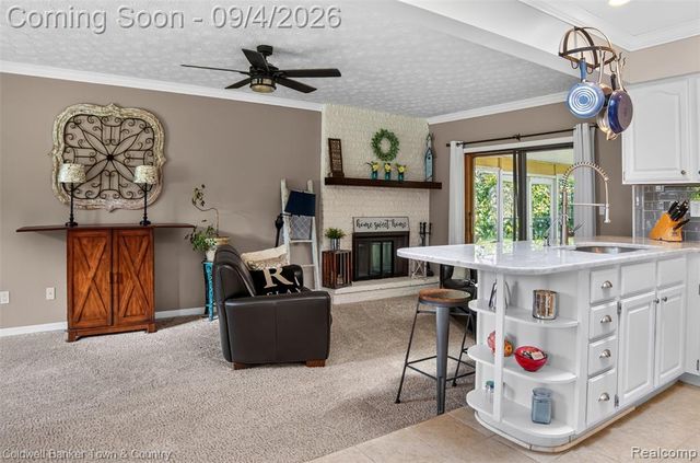 6282 Peach Drive, Clarkston, MI 48346