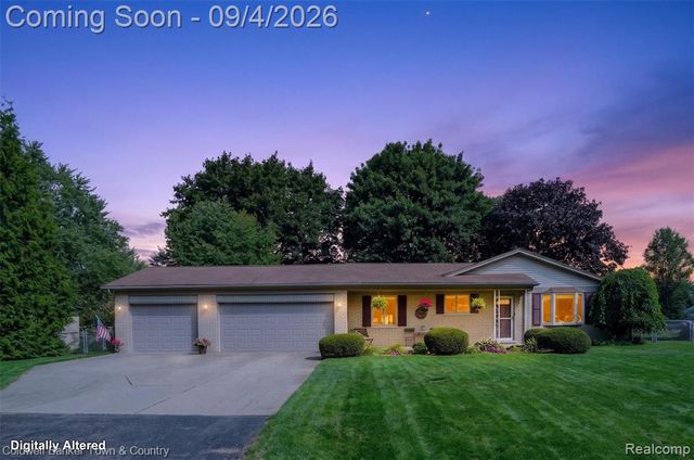 6282 Peach Drive, Clarkston, MI 48346