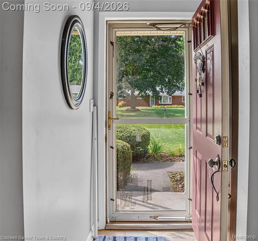 6282 Peach Drive, Clarkston, MI 48346