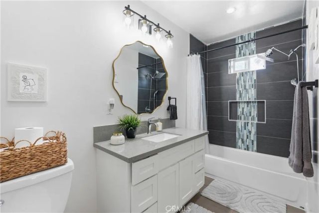 3418 W 75th Street, Los Angeles, CA 90043