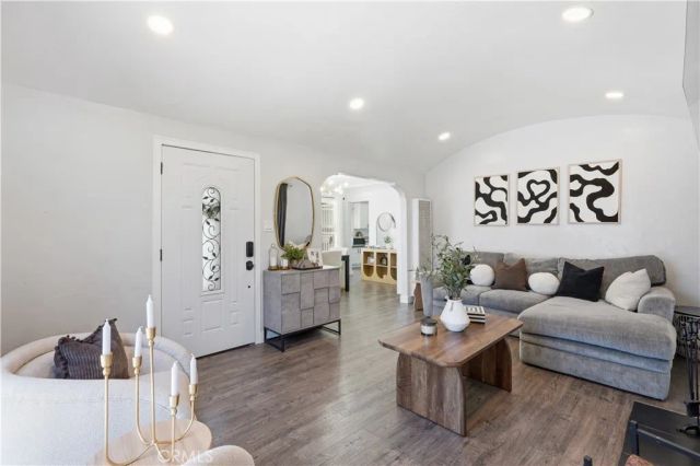 3418 W 75th Street, Los Angeles, CA 90043