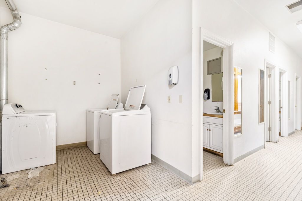 68 W Broadway Street, Butte, MT 59701 photo 12