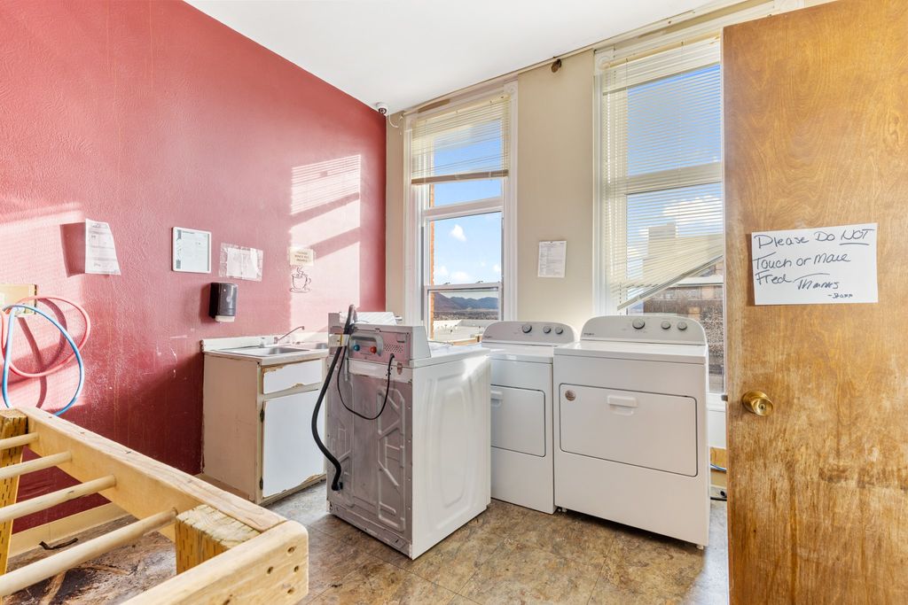 68 W Broadway Street, Butte, MT 59701 photo 22