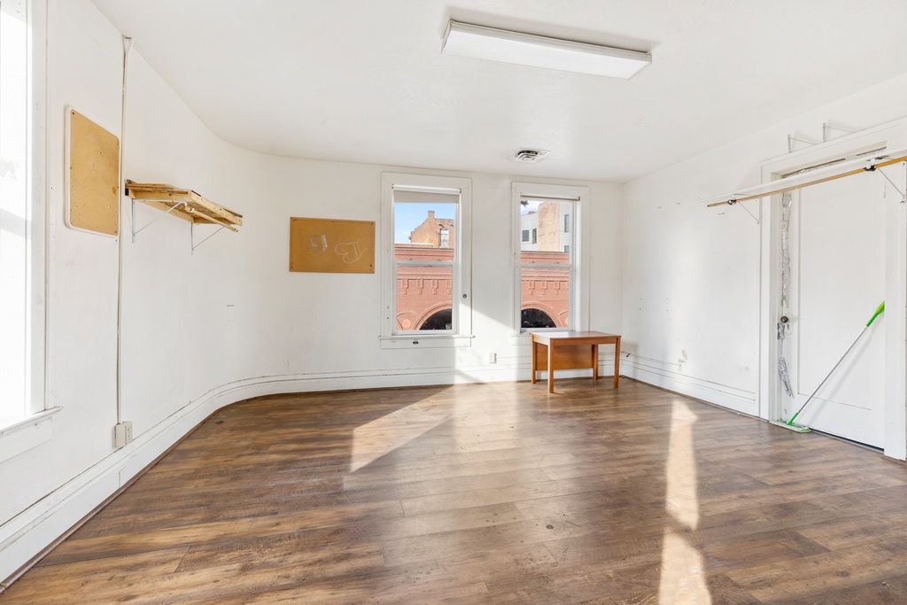 68 W Broadway Street, Butte, MT 59701 photo 25