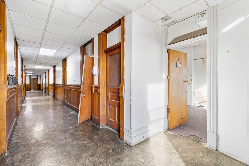 68 W Broadway Street, Butte, MT 59701 photo 32