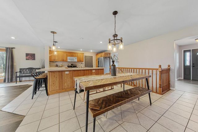 101 Mapleridge Drive, Mankato, MN 56001