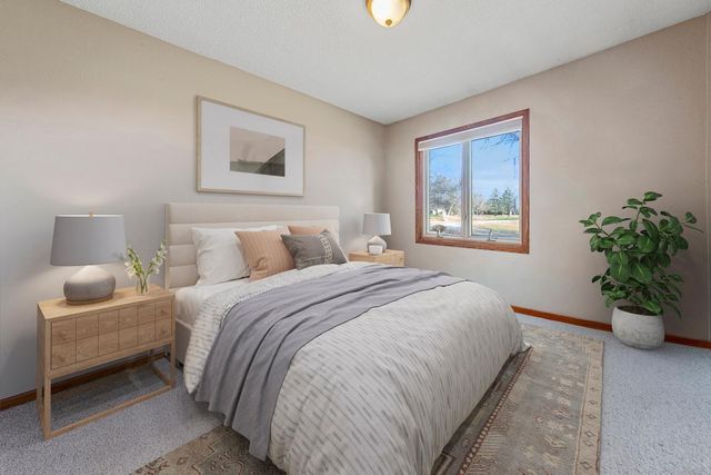 101 Mapleridge Drive, Mankato, MN 56001