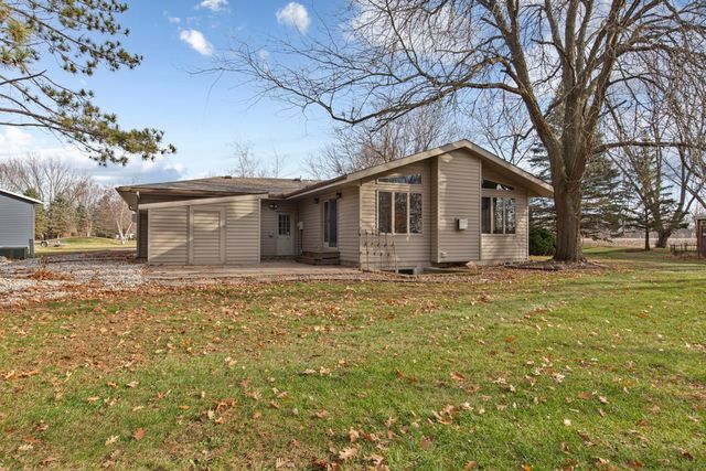 101 Mapleridge Drive, Mankato, MN 56001