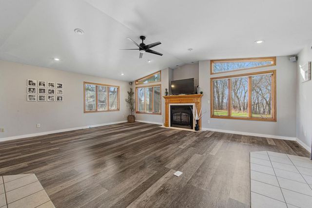 101 Mapleridge Drive, Mankato, MN 56001