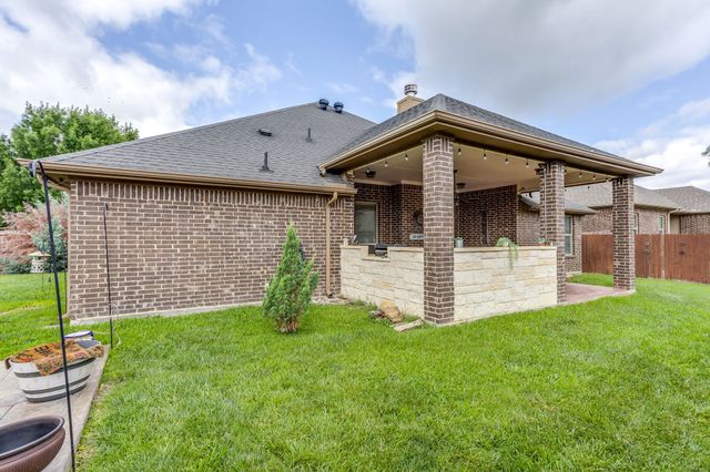 400 Hudson Lane, Burleson, TX 76028