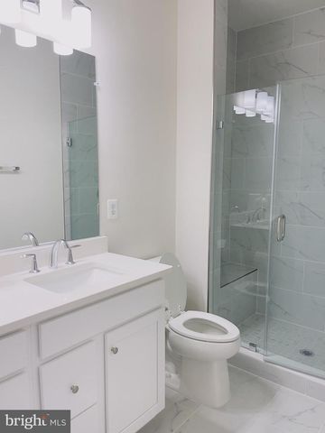 24158 THURSO SQ, Sterling, VA 20166