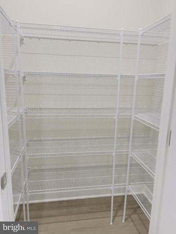 24158 THURSO SQ, Sterling, VA 20166