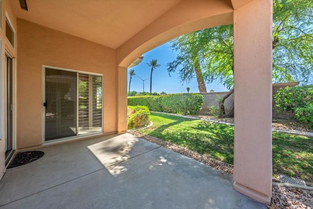 37648 Breeze Way, Palm Desert, CA 92211
