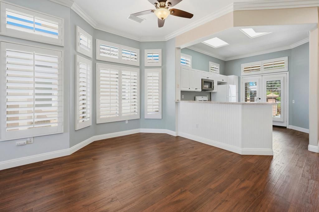 Image 10 of property listing at 37648 Breeze Way, Palm Desert, CA 92211