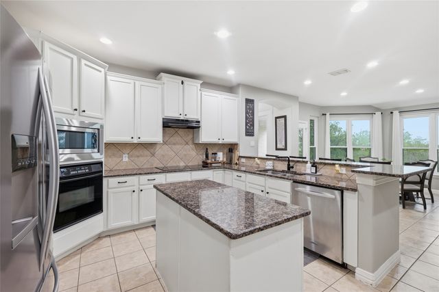 10400 Los Rios Drive, Fort Worth, TX 76179
