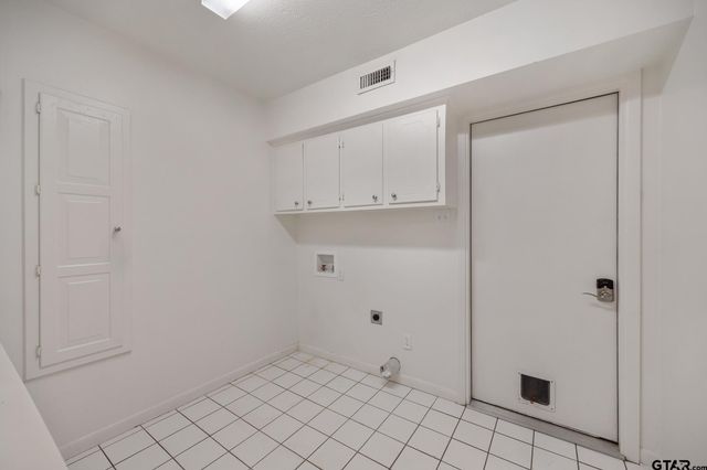 21214 Bay View Dr, Flint, TX 75762