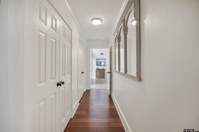 21214 Bay View Dr, Flint, TX 75762