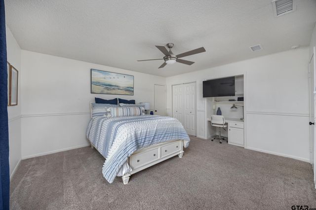21214 Bay View Dr, Flint, TX 75762