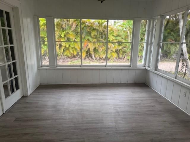 617 SIESTA DRIVE, Sarasota, FL 34242