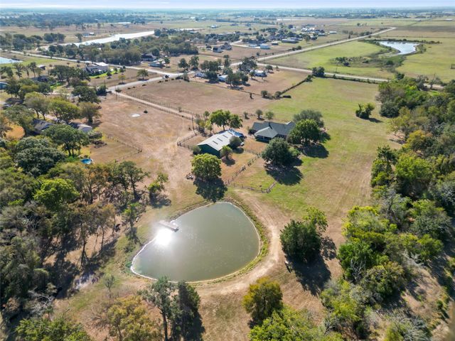 28109 Waller Gladish Rd, Waller, TX 77484