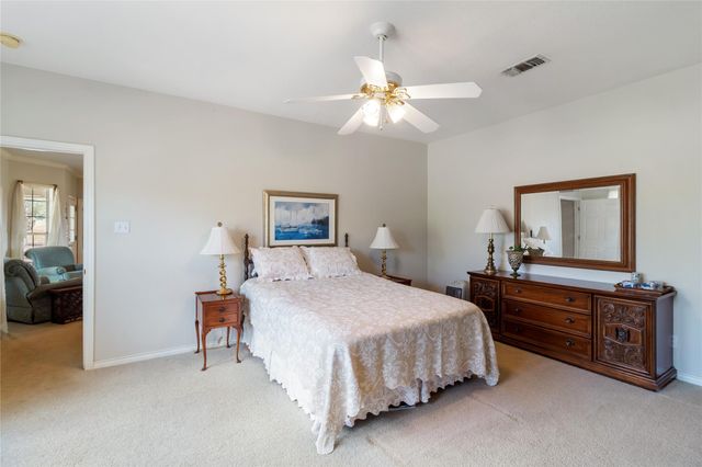 28109 Waller Gladish Rd, Waller, TX 77484