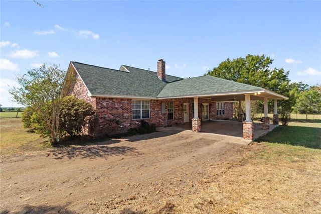 28109 Waller Gladish Rd, Waller, TX 77484