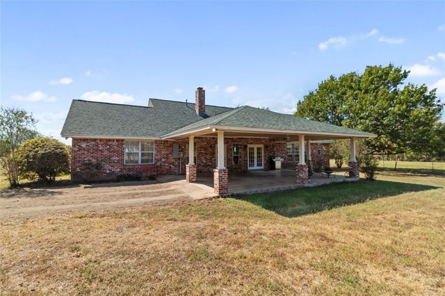 28109 Waller Gladish Rd, Waller, TX 77484