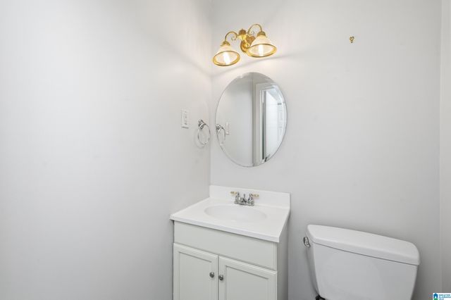 2403 Falcon Pl, Birmingham, AL 35216