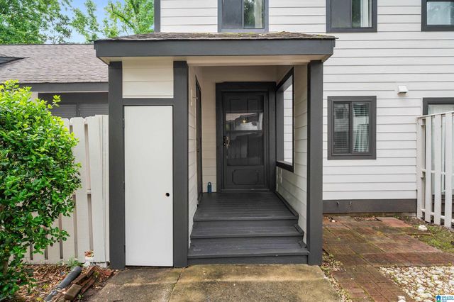 2403 Falcon Pl, Birmingham, AL 35216