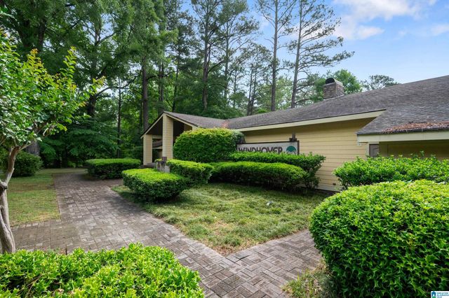 2403 Falcon Pl, Birmingham, AL 35216