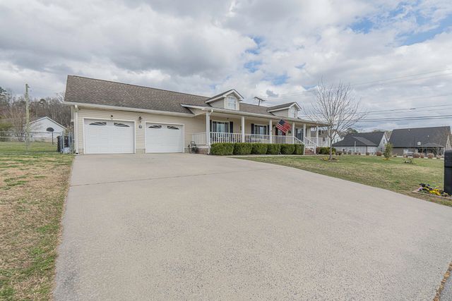 8405 Bay Run Drive, Hixson, TN 37343