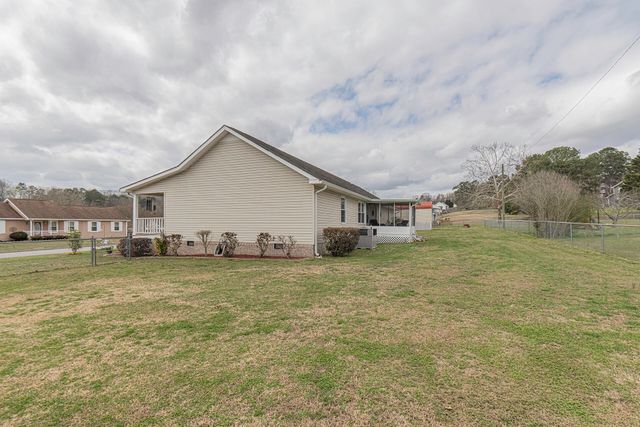 8405 Bay Run Drive, Hixson, TN 37343