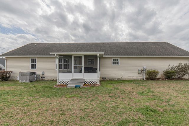 8405 Bay Run Drive, Hixson, TN 37343