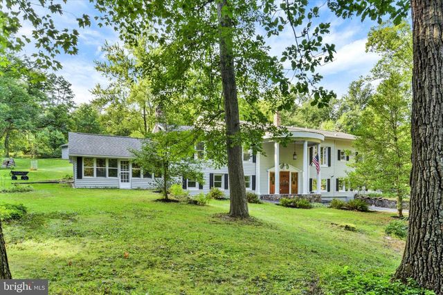 1901 POTATO VALLEY RD, Harrisburg, PA 17112