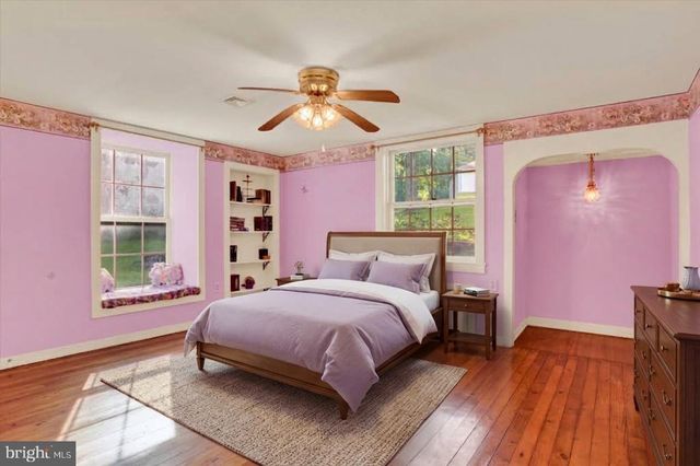 1901 POTATO VALLEY RD, Harrisburg, PA 17112
