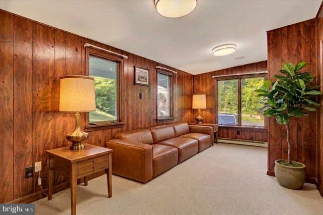 1901 POTATO VALLEY RD, Harrisburg, PA 17112