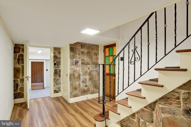 1901 POTATO VALLEY RD, Harrisburg, PA 17112