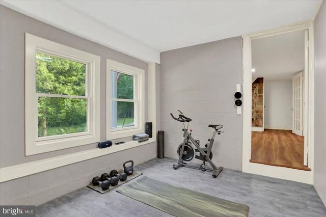 1901 POTATO VALLEY RD, Harrisburg, PA 17112