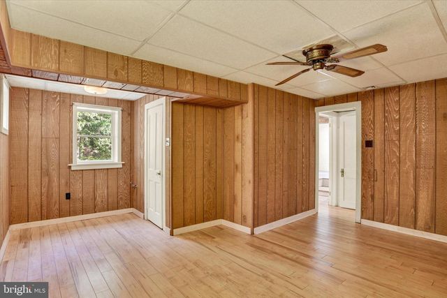 1901 POTATO VALLEY RD, Harrisburg, PA 17112