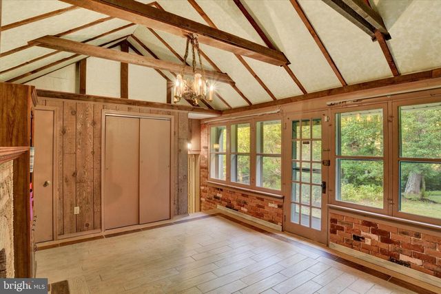 1901 POTATO VALLEY RD, Harrisburg, PA 17112