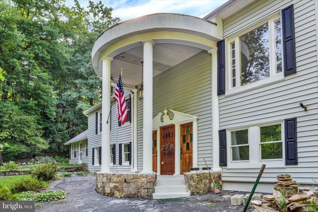 1901 POTATO VALLEY RD, Harrisburg, PA 17112