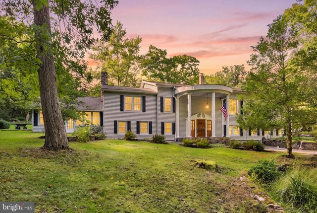 1901 POTATO VALLEY RD, Harrisburg, PA 17112