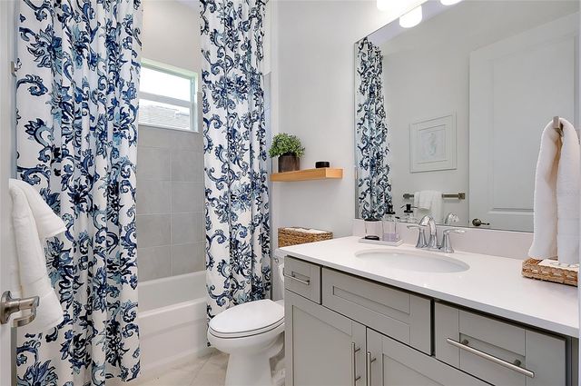 17525 JADESTONE COURT, Venice, FL 34293