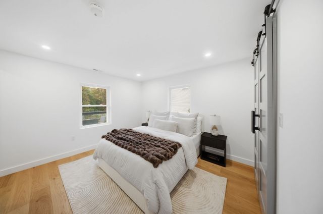 48 Burnett St, Melrose, MA 02176