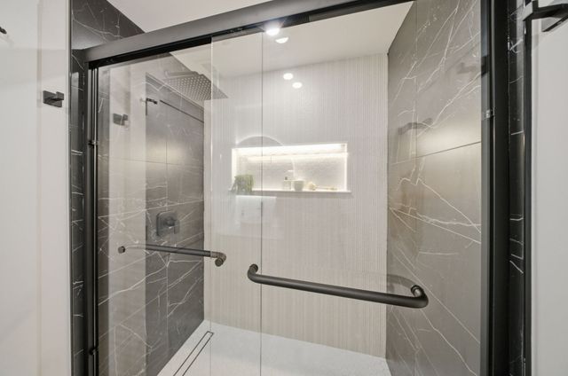 48 Burnett St, Melrose, MA 02176